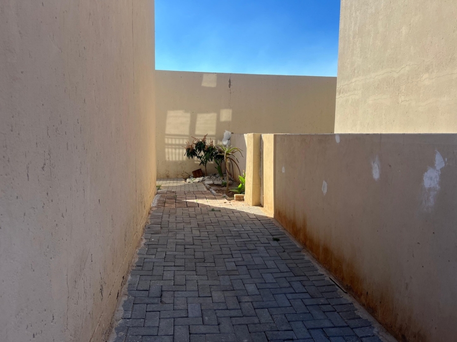 3 Bedroom Property for Sale in Waterval East North West